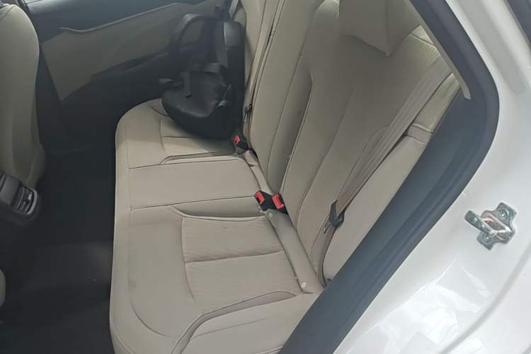Used Buick GT 2015 15N Automatic Entry-Level Trim Left Rear Seat