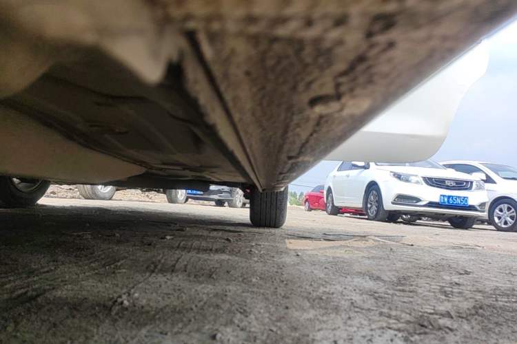 Used Buick GT 2015 15N Manual Entry-Level Trim Left Side Sill