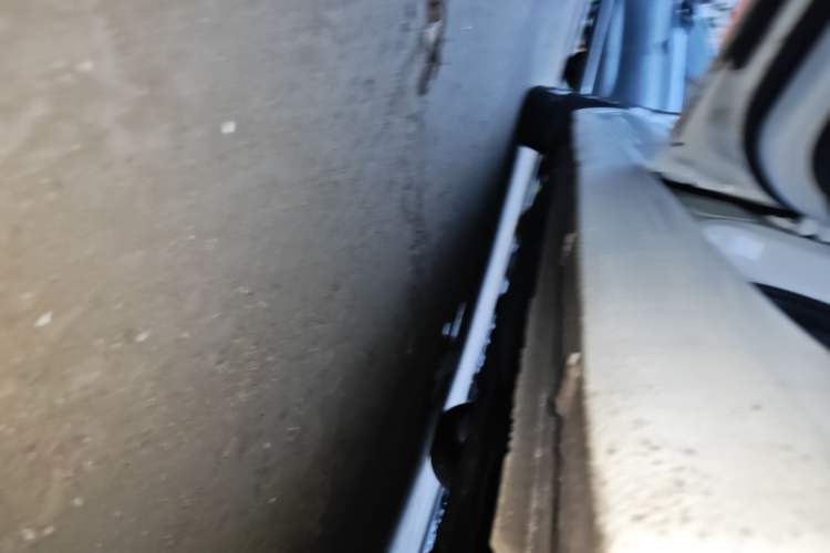 Used Buick GT 2015 15N Automatic Deluxe Edition Left Side Sill