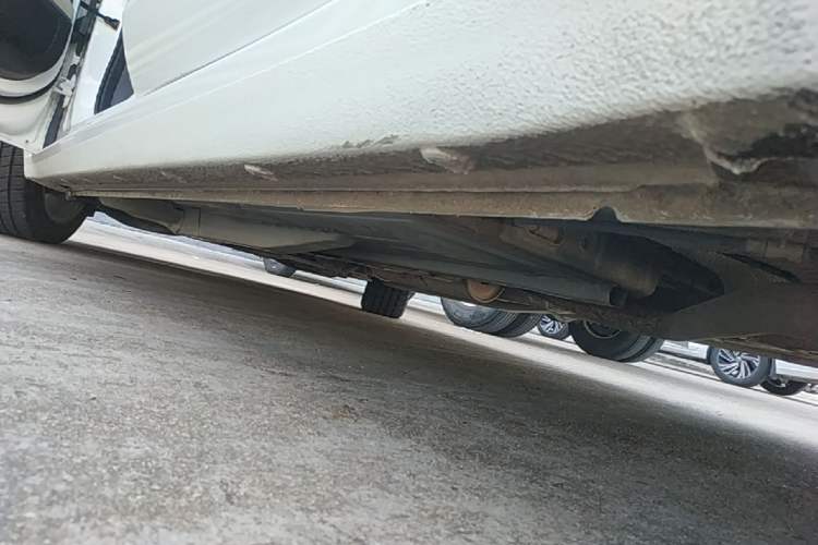 Used Buick GT 2015 15N Automatic Elite Version Left Side Sill