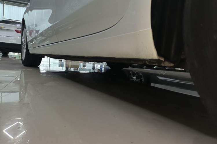 Used Buick GT 2015 18T Dual-Clutch Elite Model Left Side Sill