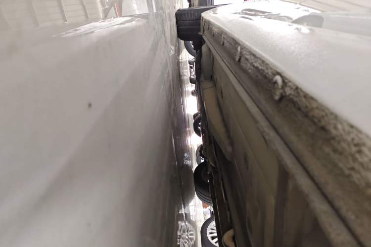 Used Buick GT 2015 15N Automatic Deluxe Edition Left Side Sill