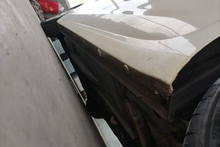 Used Buick GT 2015 15N Automatic Elite Version Left Side Sill