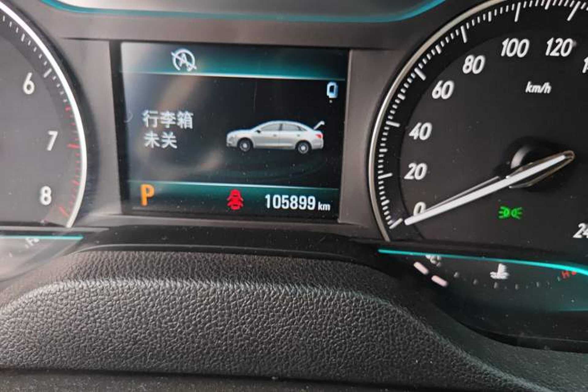 Used Buick GT 2015 15N Automatic Elite Version Odometer Close Up