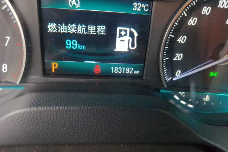 Used Buick GT 2015 15N Automatic Deluxe Edition Odometer Close Up