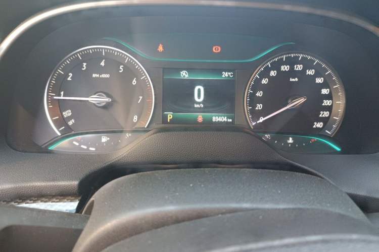 Used Buick GT 2015 15N Automatic Deluxe Edition Odometer Close Up