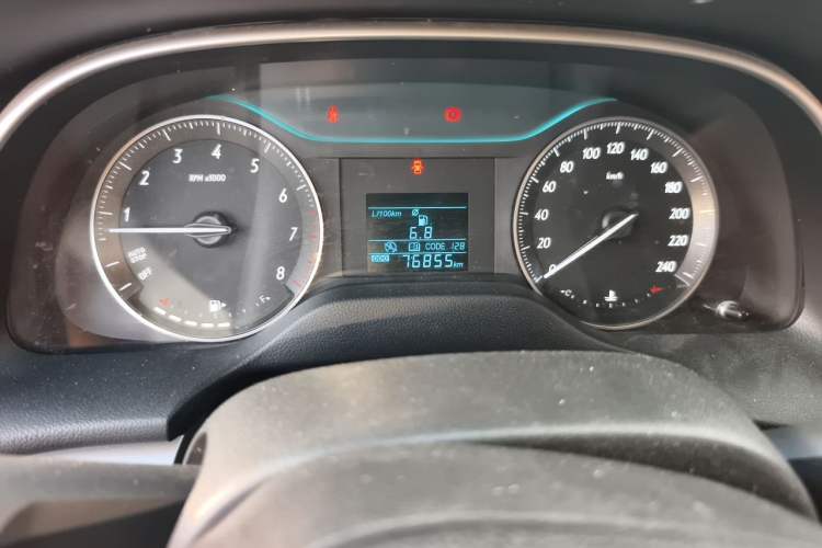 Used Buick GT 2015 15N Manual Entry-Level Trim Odometer Close Up