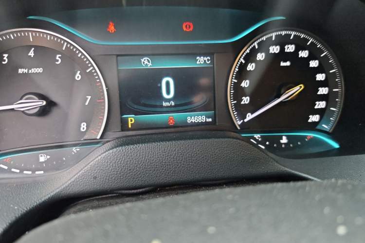 Used Buick GT 2015 18T Dual-Clutch Luxury Model Odometer Close Up
