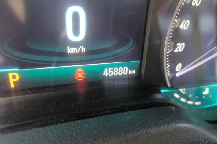 Used Buick GT 2015 15N Automatic Deluxe Edition Odometer Close Up