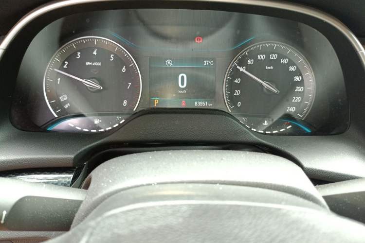 Used Buick GT 2015 15N Automatic Deluxe Edition Odometer Close Up