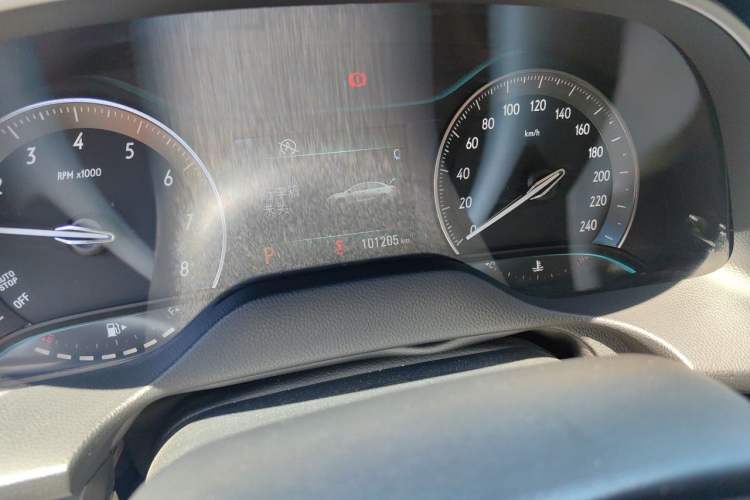 Used Buick GT 2015 15N Automatic Elite Version Odometer Close Up
