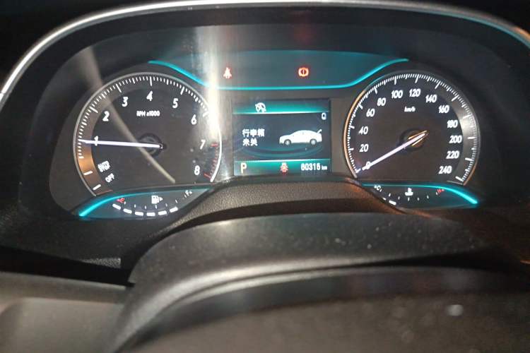 Used Buick GT 2015 15N Automatic Elite Version Odometer Close Up