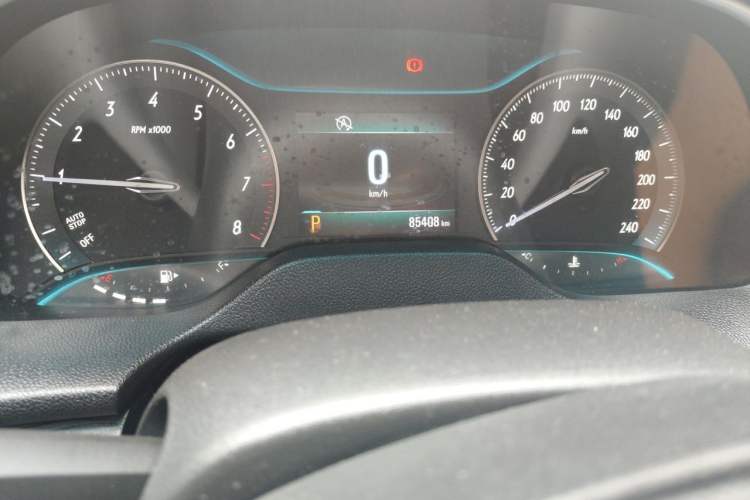 Used Buick GT 2015 15N Automatic Elite Version Odometer Close Up