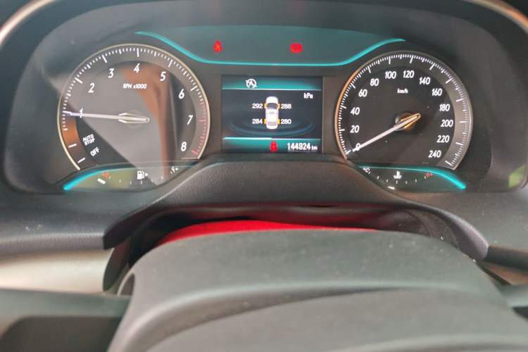 Used Buick GT 2015 15N Manual Elite Edition Odometer Close Up