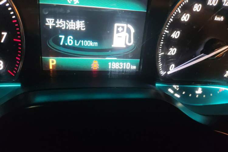 Used Buick GT 2015 15N Automatic Elite Version Odometer Close Up