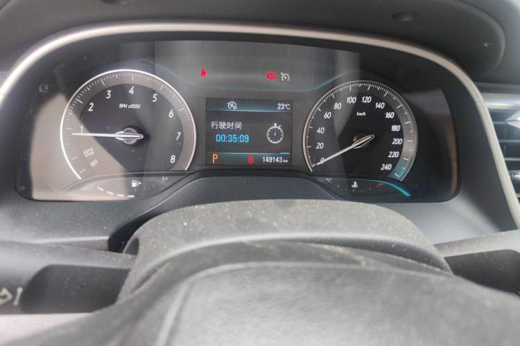 Used Buick GT 2015 18T Dual-Clutch Luxury Model Odometer Close Up