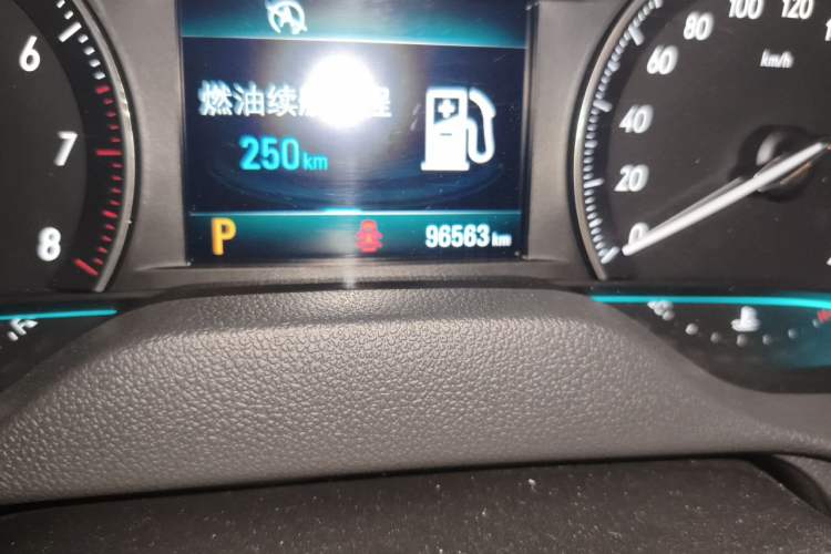 Used Buick GT 2015 15N Automatic Elite Version Odometer Close Up