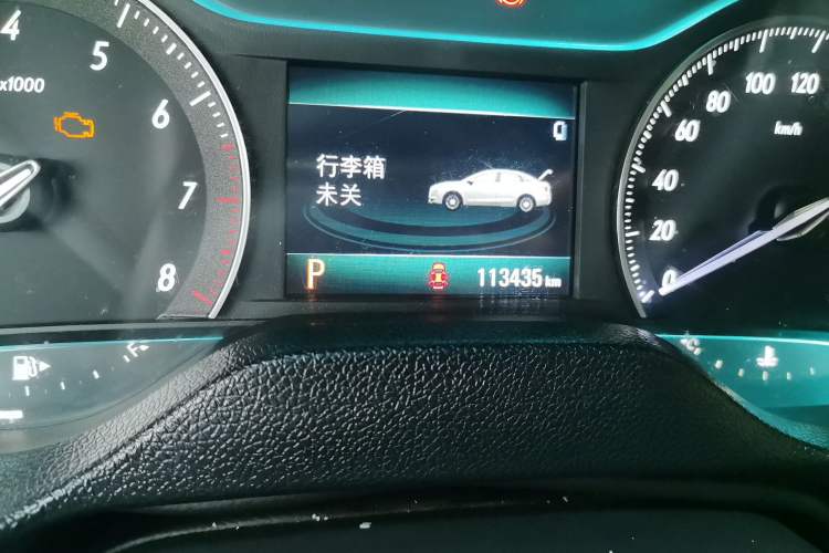 Used Buick GT 2015 15N Automatic Elite Version Odometer Close Up
