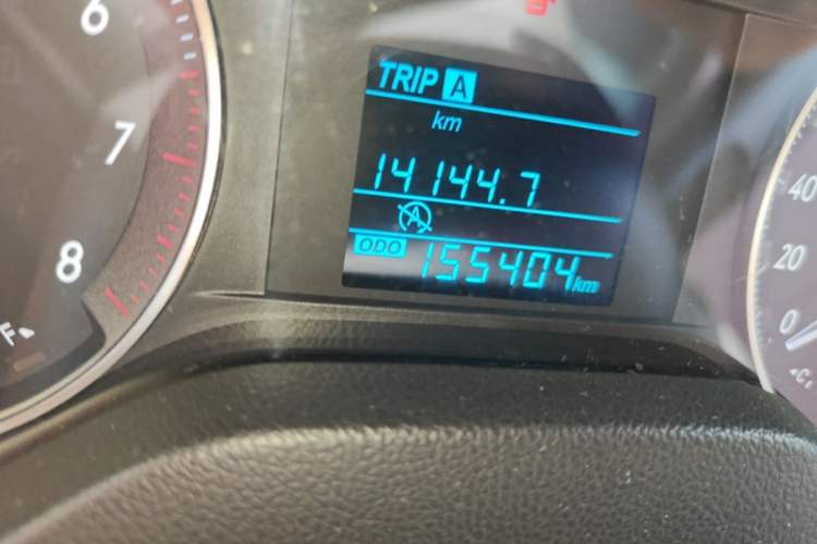 Used Buick GT 2015 15N Manual Entry-Level Trim Odometer Close Up