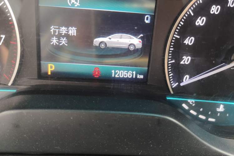 Used Buick GT 2015 15N Automatic Elite Version Odometer Close Up