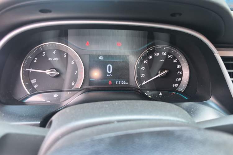 Used Buick GT 2015 15N Manual Elite Edition Odometer Close Up