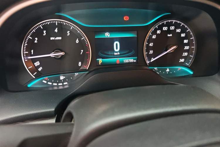 Used Buick GT 2015 15N Automatic Elite Version Odometer Close Up