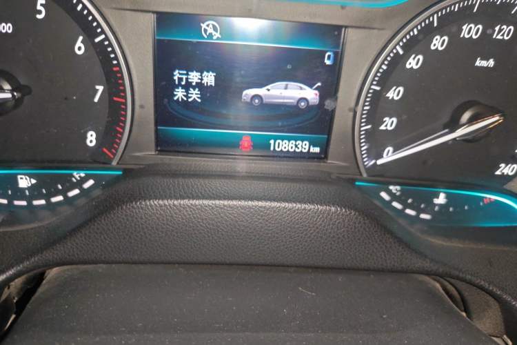 Used Buick GT 2015 15N Manual Elite Edition Odometer Close Up