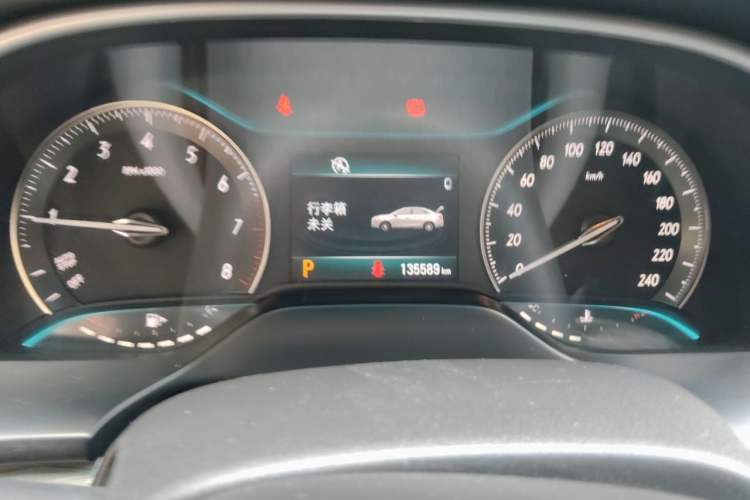 Used Buick GT 2015 15N Automatic Elite Version Odometer Close Up