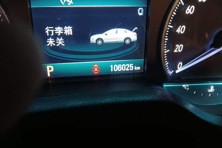 Used Buick GT 2015 15N Automatic Elite Version Odometer Close Up