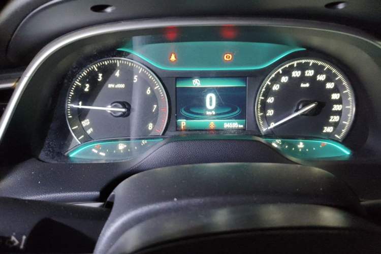 Used Buick GT 2015 15N Automatic Elite Version Odometer Close Up