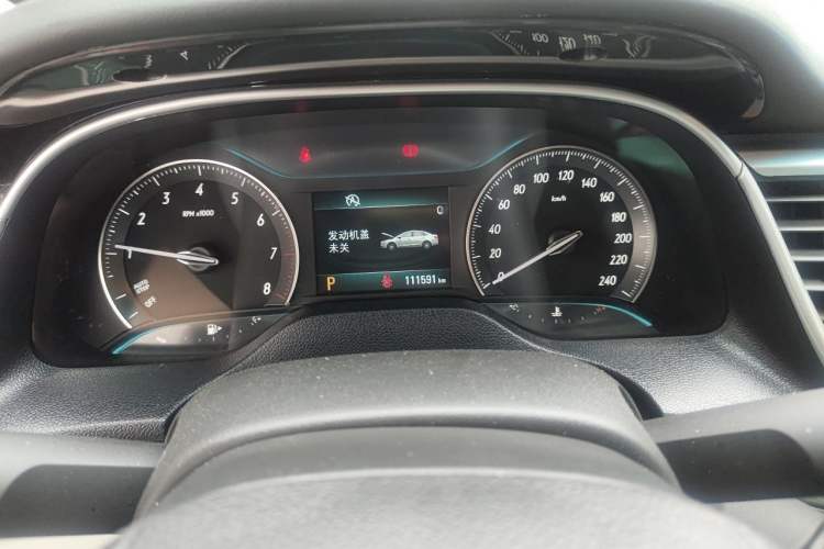 Used Buick GT 2015 15N Automatic Elite Version Odometer Close Up