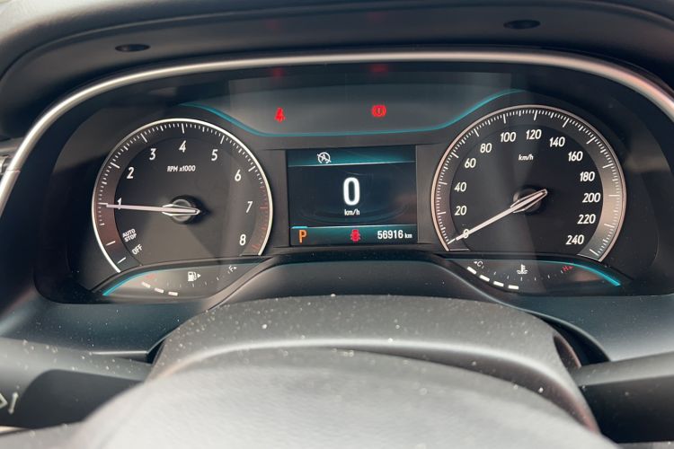 Used Buick GT 2015 18T Dual-Clutch Elite Model Odometer Close Up