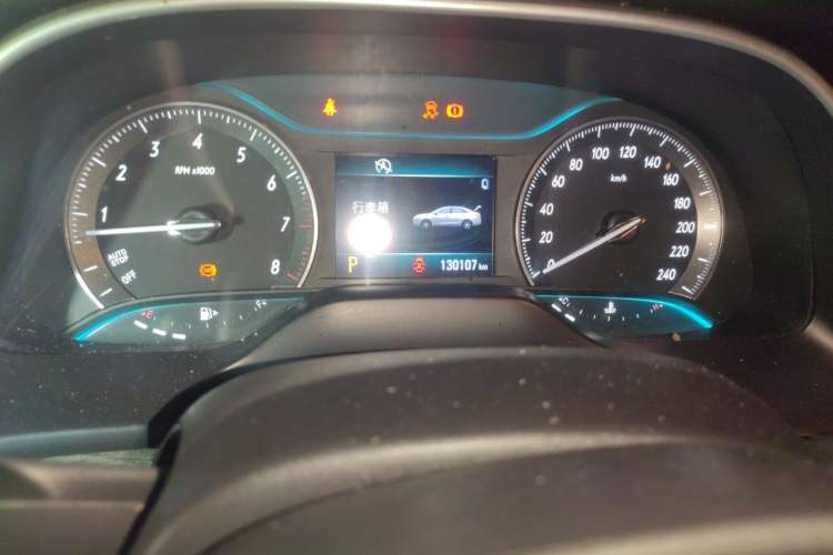 Used Buick GT 2015 15N Automatic Elite Version Odometer Close Up