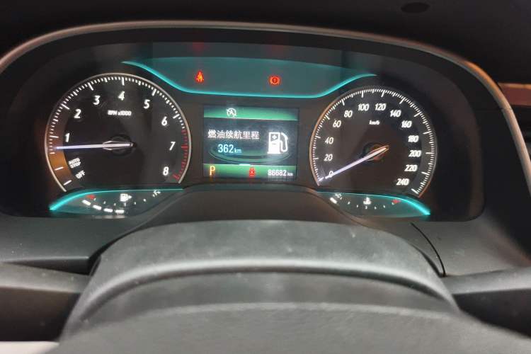Used Buick GT 2015 15N Automatic Elite Version Odometer Close Up