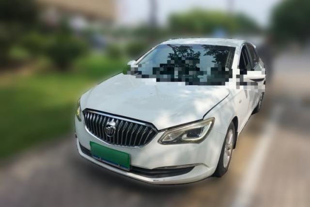 Ojetý Buick GT 2015 15N Manual Entry-Level Trim