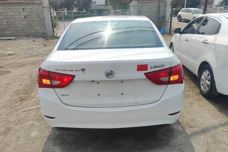 Used Buick GT 2015 15N Manual Entry-Level Trim Rear