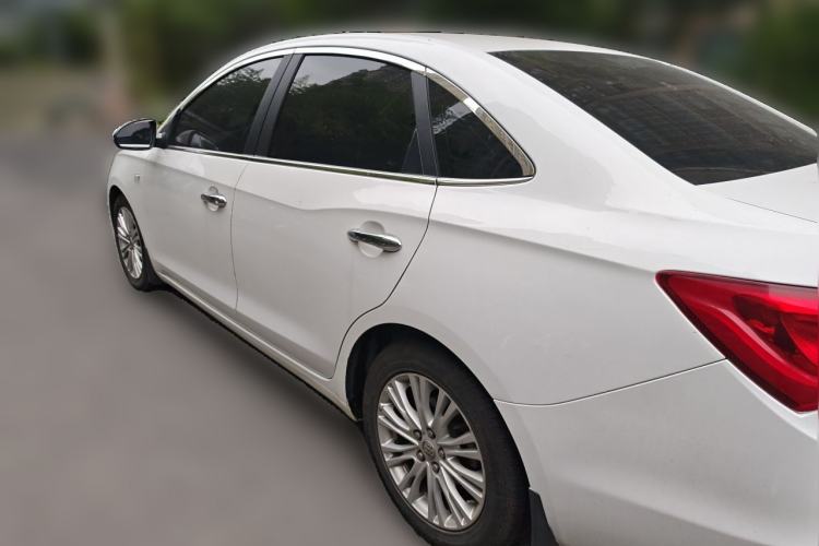 Used Buick GT 2015 18T Dual-Clutch Luxury Model Rear Left 45 Deg