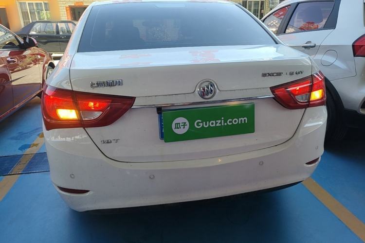 Used Buick GT 2015 18T Dual-Clutch Elite Model Rear