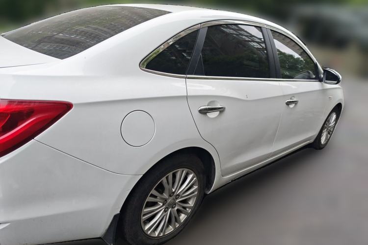 Used Buick GT 2015 18T Dual-Clutch Luxury Model Rear Right 45 Deg