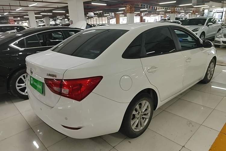 Used Buick GT 2015 15N Automatic Entry-Level Trim Rear Right 45 Deg