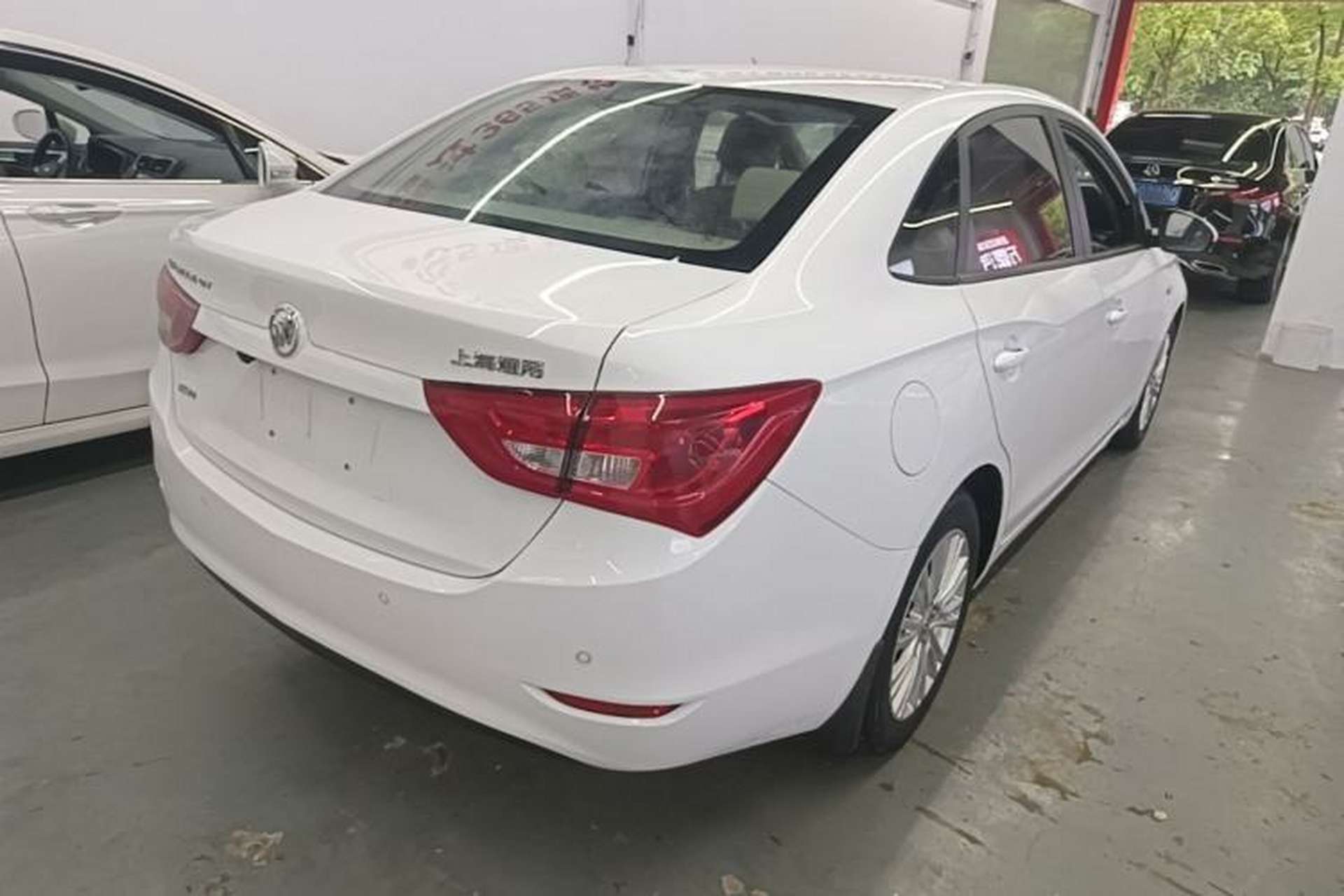 Used Buick GT 2015 15N Automatic Deluxe Edition Rear Right 45 Deg