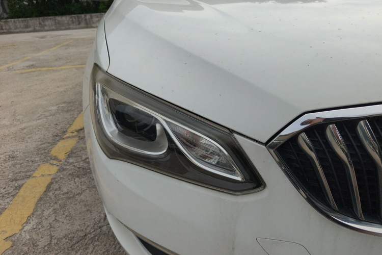 Used Buick GT 2015 15N Automatic Deluxe Edition Right Front Headlight