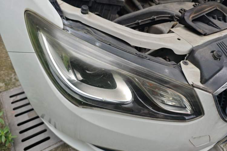 Used Buick GT 2015 15N Automatic Deluxe Edition Right Front Headlight