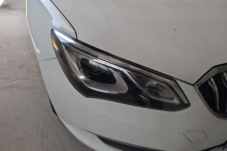 Used Buick GT 2015 15N Manual Elite Edition Right Front Headlight