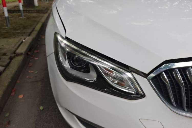 Used Buick GT 2015 15N Manual Elite Edition Right Front Headlight