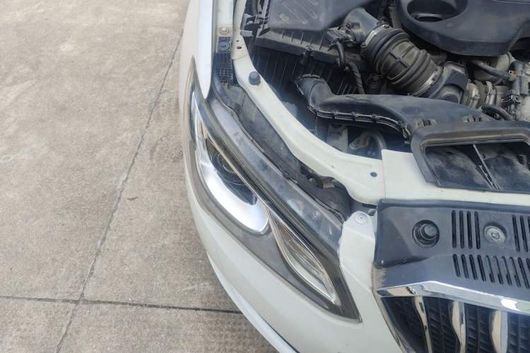 Used Buick GT 2015 18T Dual-Clutch Luxury Model Right Front Headlight