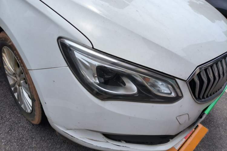 Used Buick GT 2015 15N Automatic Elite Version Right Front Headlight