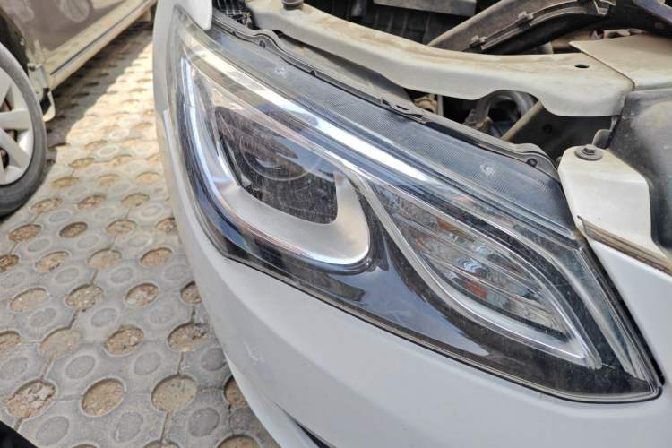 Used Buick GT 2015 15N Automatic Elite Version Right Front Headlight
