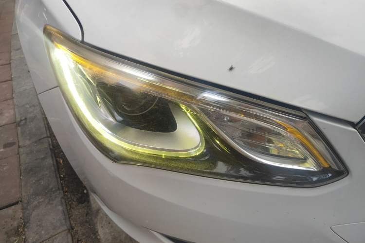 Used Buick GT 2015 15N Automatic Elite Version Right Front Headlight