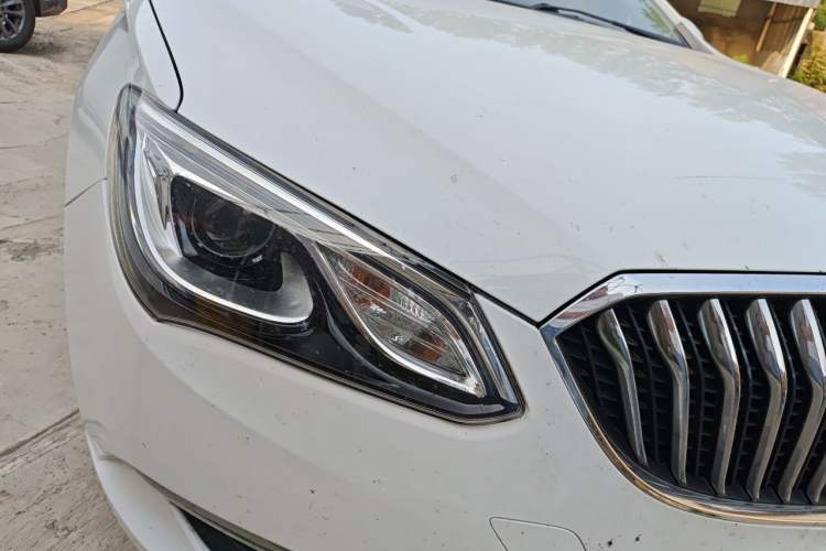 Used Buick GT 2015 15N Automatic Elite Version Right Front Headlight